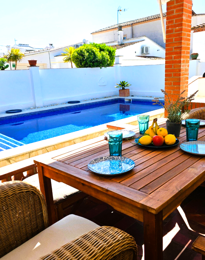 Casa Familia  HUTG-052784